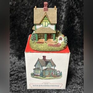 Liberty Falls Collection AH129 Pastor George Kendell’s Parsonage